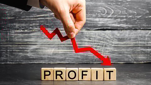 Cosco Ports Sees Big Drop in Operating Profit