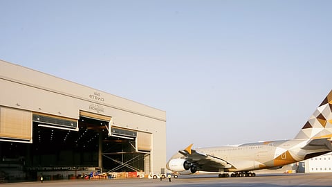 Etihad Airways Adopts New Boeing Toolbox Mobile Library