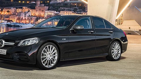 Mercedes-Benz Plans to Assemble Cars  in Egypt