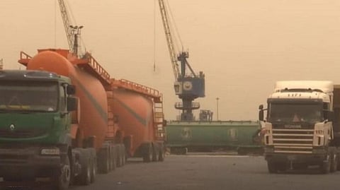 UAE, Saudi Arabia Dispatch 200,000 Tonnes of Wheat to Sudan