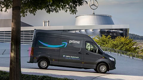 Amazon Orders 1,800 Electric Vehicles from Mercedes-Benz Vans
