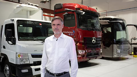 Watch: How Daimler Deploys Digital Technologies to Keep Dubai Moving