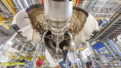 Rolls-Royce to Test 100% Sustainable Aviation Fuel