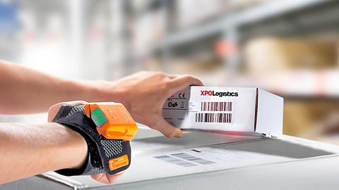 XPO Pilots Wearable Technology for      e-Commerce Logistics
