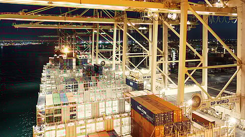 DP World Reports Flat Growth for 2020