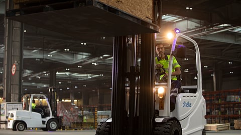 dnata Customers can Now Auto Check-in Dangerous Goods