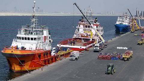 ADNOC L&S Partners with Roll Group for Integrated Heavy Lift Solutions