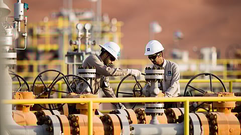 Aramco Signs LOI to Acquire 20% of Reliance Industries O2C Business