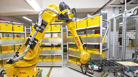 DHL Express Deploys AI-Powered Sorting Robot