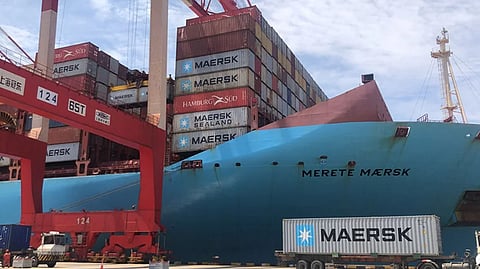 Maersk Carries Out its First International Relay Shipments in China