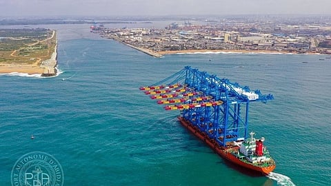 Côte d'Ivoire Terminal Prepares to Open in November With New Equipment