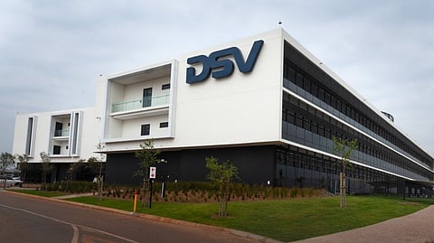 DSV Reports 35% Decline in Revenues for H1 2023