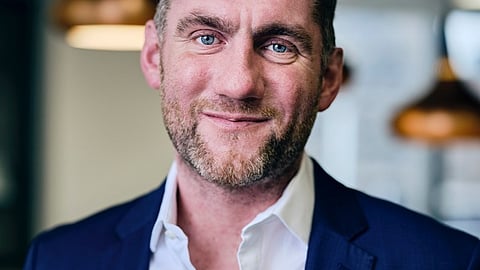 New Whitepaper Explores Impact of Low Earth Orbit Networks on Maritime Ops