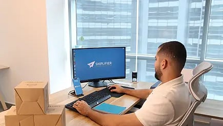 Shiplifier: Made in UAE Platform Streamlines e-Commerce Shipping and Logistics
