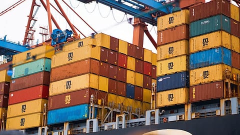 Liners' Schedule Reliability Drops 2.5% in November 2023