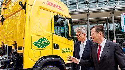 100-day DHL Test: New Scania e-Truck Saves 90% CO2 Emissions