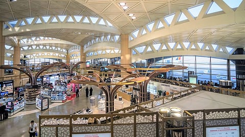 Houthi Attacks on Saudi Arabia Target Riyadh and Dammam Airports