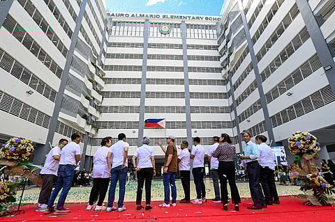 Photograph Courtesy of Manila Public Information Office