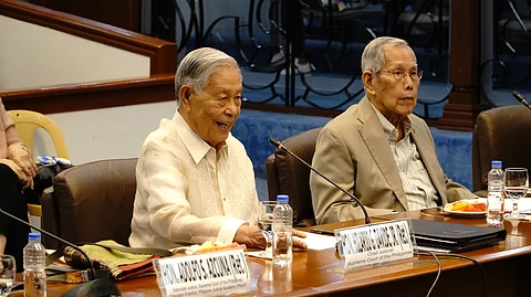Retired Chief Justice and 1987 Constitution framer Hilario Davide Jr. (left)