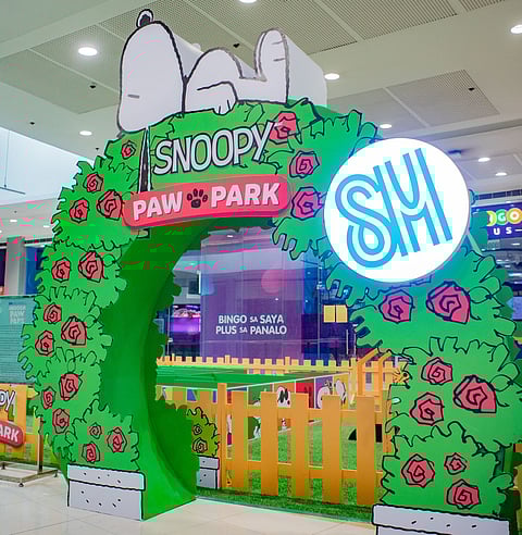 SM Megamall proudly presents the newly launched Snoopy Paw Park, where tail wags, happy barks, and unforgettable memories for your furry friend await.