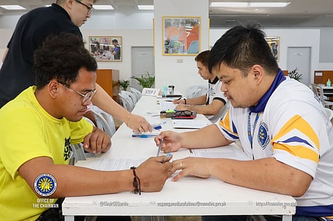 Day 1 of voter's registration nets over 80,000