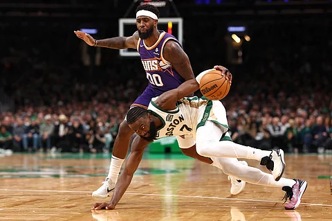 CELTICS BINIGO ANG SUNS