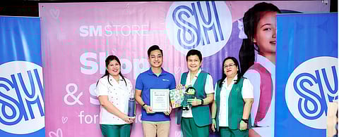 Turnover of hygiene kits from SM Store Shop & Share for Women to Girl Scouts of the Philippines (GSP) National Headquarters
From left, Mrs. Jade Reyes, Program Director of GSP, Mr. Aries Pineda, Sr. Manager of SM Store CSR & Publicity together with GSP National President, Dr. Cristina Lim-Yuson and Mrs. Roselyn B. Davadilla, National Executive Director of GSP