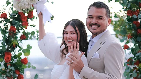 Kasal nina Angelica Panganiban at Gregg Homan dinagsa