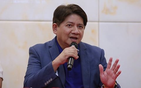 Gadon targets political cha-cha