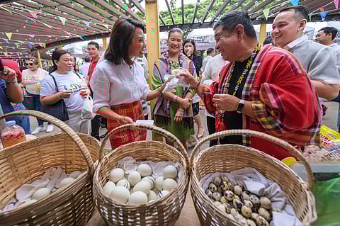 ‘Salud’? Might as well ‘Balut!’ as a toast to quintessential Filipino food now sold, to promote history and gastronomy, at dedicated section of stalls in various historical parks in Manila.