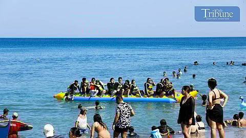 TRIBUNE-LiwaLiwa-Beach-Zambales-Tourists