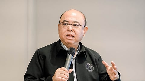 LTO chief Vigor D. Mendoza II