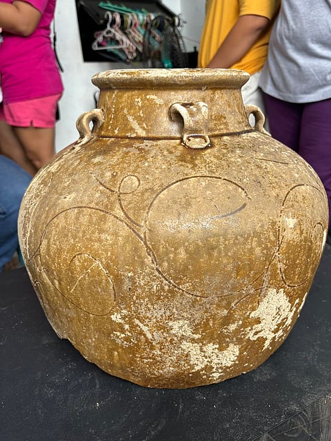 A burial jar containing human bones believed to be that of a child is among the precolonial relics unearthed in a construction site in Guiuan, Eastern Samar.