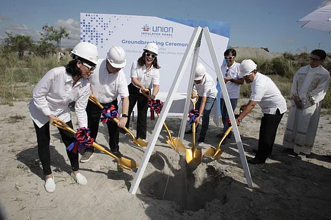 PHINMA Chairman and CEO Ramon del Rosario Jr, (4th from R) leads the groundbreaking of the UIPC Plant in Porac, Pampanga on 22 May 2024. Others in photo are UIPC Chief Operating Officer Danielle del Rosario (5th from R) and other PHINMA officers.