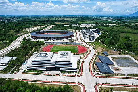 Marcos eyes Clark as industrial center
