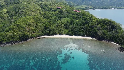 Stunning Sultan Naga Dimaporo awaits