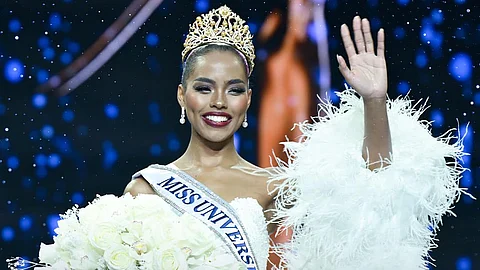 Color makes the grade Chelsea Anne Manalo was crowned Miss Universe Philippines 2024 during the pageant’s coronation night held 22 May at the Mall of Asia Arena. The 24-year-old Filipino-American will vie for the Philippines’ fifth Miss Universe crown in Mexico later this year.