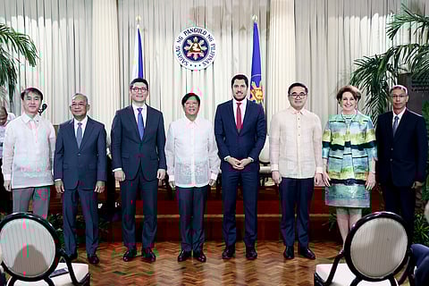 PRESIDENT Ferdinand Marcos Jr. (4th from left) welcomes officials of Cerberus, Agila Subic and HD Hyundai KSOE in Malacañang Palace during the signing ceremony on Tuesday. With him are (from lef) Lee Sang-Hwa, Korean Ambassador to the Philippines; Eduardo Alino, chairman and administrator, Subic Bay Metropolitan Authority; Sungjoon Kim, CEO of HD Hyundai Korea Shipbuilding and Offshore Engineering; Alexander Benard, senior managing director Cerberus (Singapore) Pte. Ltd.; Frederick Go, special assistant to the president for Investment and Economic Affairs Office of Malacañang; MaryKay Carlson, United States Ambassador to the Philippines; and Mark Millan, director of Agila South Inc.