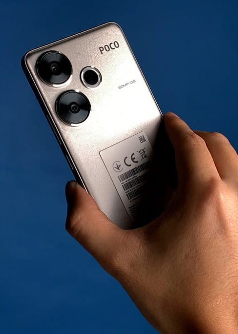 New mobile phone entry showcases wares