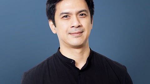 artist Mike Sagaran.