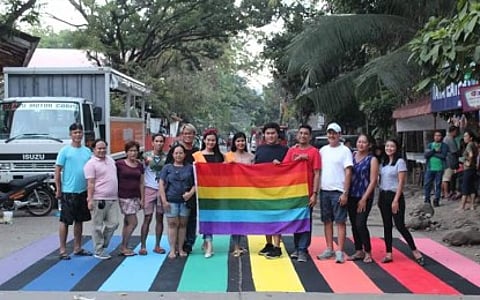 Manila eyes LGBT desk line for barangays