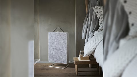 COMPACT air purifier.