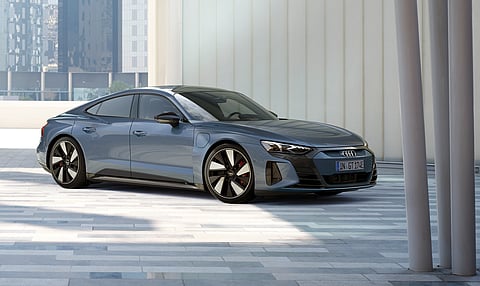 A beauty The Audi e-tron GT’s aesthetics are in its headlights, quattro blisters, wheels, rear diffuser and lightweight aluminum body panels — arise from efficiency.