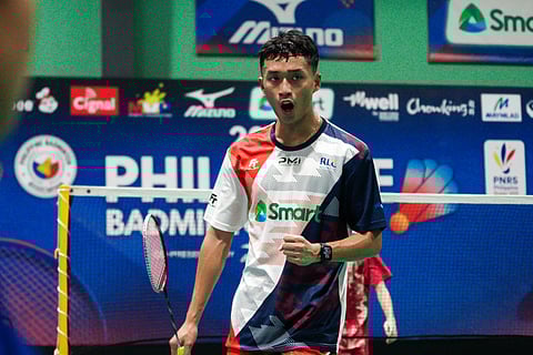 JELO Albo moves closer to the title following a 21-12, 21-10 victory over top seed RJ Oba-ob in the semifinals of the men’s singles event of the 2024 Philippine Badminton Open.