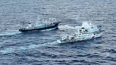 BARKO NG PINAS, CHINA NAGBANGGAAN SA SPRATLYS