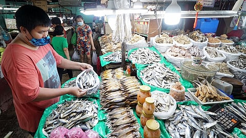 Increasing food prices could drive up inflation this month. Security Bank Corporation chief economist Dan Roces projected the latest inflation to range from 3.8 to 4.2 percent. Meanwhile, Rizal Commercial Banking Corporation chief economist Michael Ricafort said El Niño could reduce agricultural production until mid-year, further raising the price of rise, among other products.