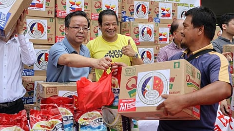 Chinese Embassy, PCCCI extend relief to Typhoon Carina victims
