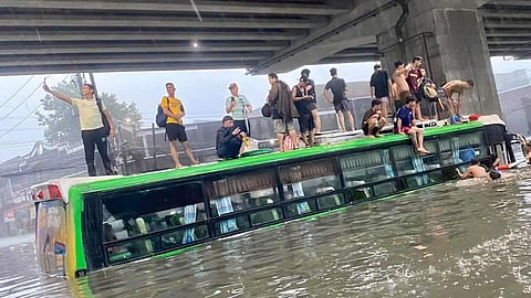 Tracy Neri was among those stranded on a bus that stopped in the middle of Araneta Cubao, Quezon City, due to severe flooding that nearly submerged the bus at 7:00 AM today. According to Tracy, they were stuck for 15-20 minutes before rescue arrived. Tracy also noted that the bus became trapped after the driver ignored warnings from residents to avoid the area.