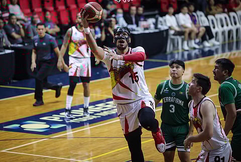 MVP PLUM ABOT-KAMAY NI FAJARDO