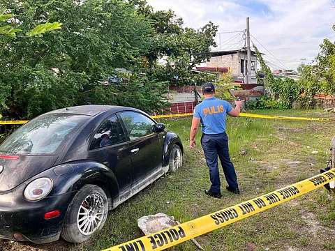 They are still waiting for the Scene of the Crime Operatives (SOCO) to open the car where the bodies of the sibling children were found. This is according to Police Captain Jester Calis.